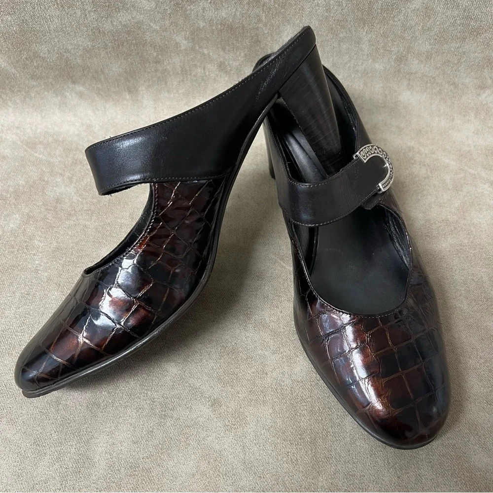Brighton BEAU Bronze Patent Leather Croc Shoes Mules Heels Sz 4
